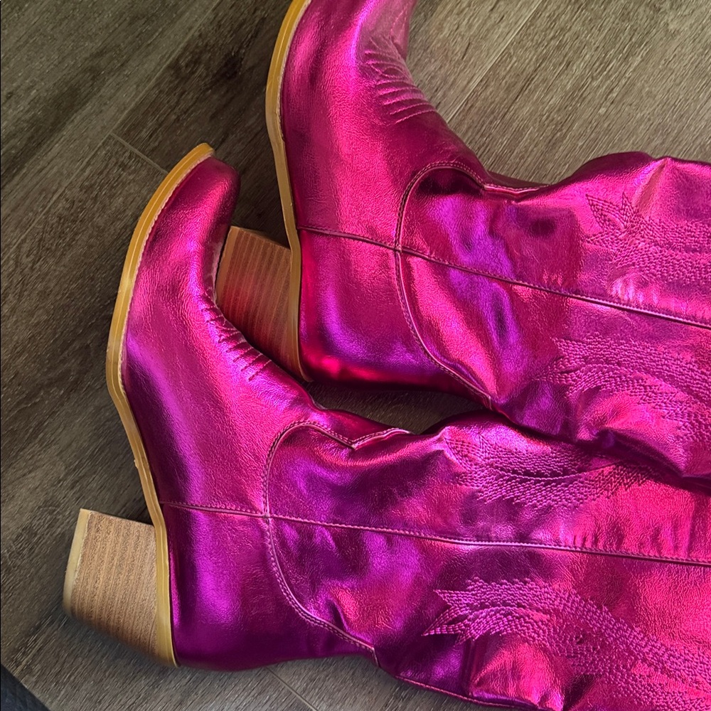 Glamorous Fuchsia Trench Coat - Picture 6 of 7